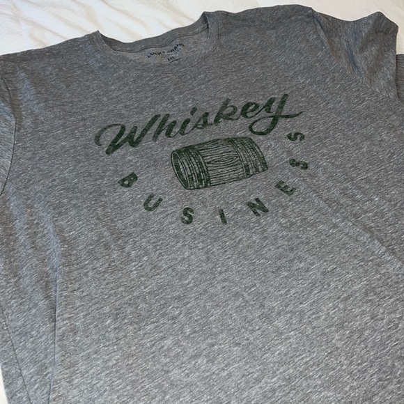 Lucky Brand T-Shirt - Picture 1 of 4